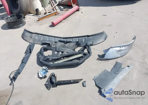 2020 Ram 1500 Classic Tradesman 4X2 6'4 Box from USA, damaged, VIN 1C6RR6ST8LS146489